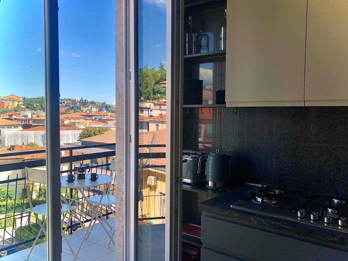 Attico Spazio Alla Luce Verona Exteriér fotografie