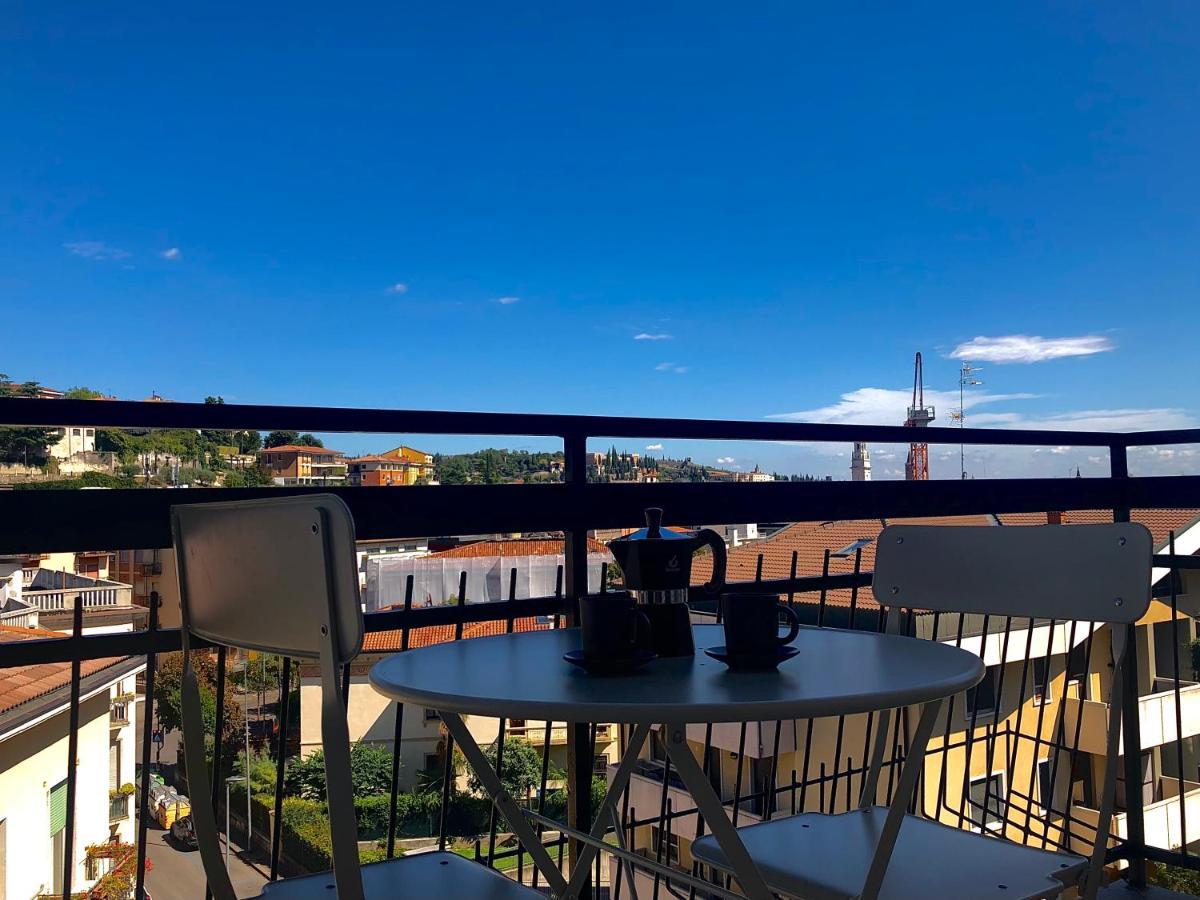 Attico Spazio Alla Luce Verona Exteriér fotografie